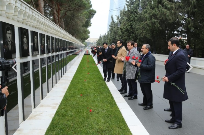 Kurulumuz Heyeti Azerbaycan Cumhuriyeti Başsavcılığını Ziyaret Etti